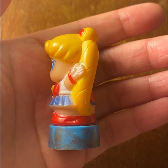 Vintage sailor moon toy stamp cute - Picture 2 of 5